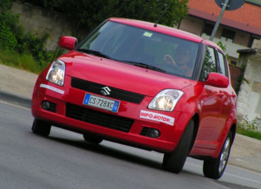 Suzuki Swift 1.3 16v: Test Drive - Fotogallery - 3