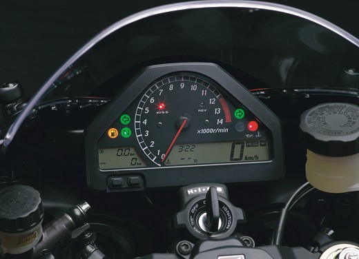 Honda CBR 1000RR Fireblade 2006 - Fotogallery - 10