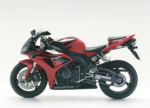 Honda CBR 1000RR Fireblade 2006 - Fotogallery - 5