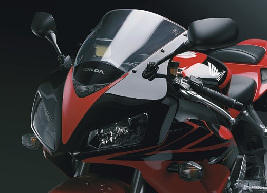 Honda CBR 1000RR Fireblade 2006 - Fotogallery - 6