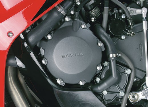 Honda CBR 1000RR Fireblade 2006 - Fotogallery - 7