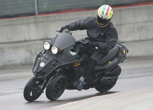Ultimissime:Piaggio “Concept Scooter” a tre ruote - Fotogallery - 3