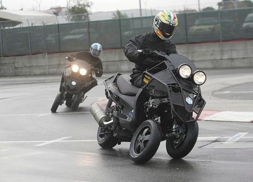 Ultimissime:Piaggio “Concept Scooter” a tre ruote - Fotogallery - 5