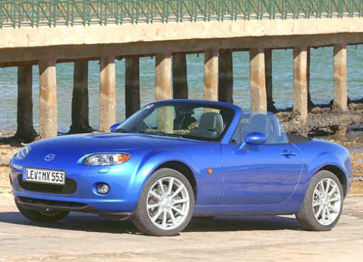 Mazda MX-5 Roadster Coupè - Long Test Drive - Fotogallery - 22