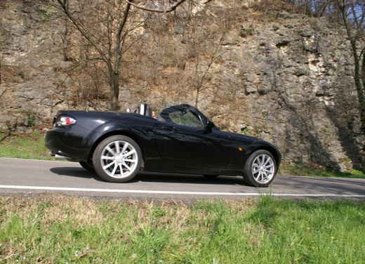 Mazda MX-5 Roadster Coupè - Long Test Drive - Fotogallery - 48