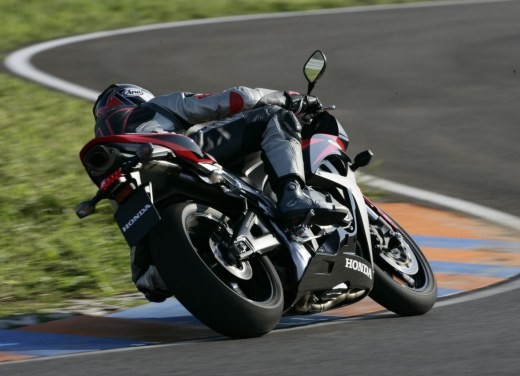 Honda CBR 600 RR 2007 - Fotogallery - 19