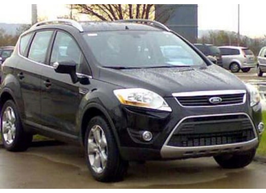 Ultimissime: Ford Kuga spiata nella sua versione definitiva - Fotogallery - 7