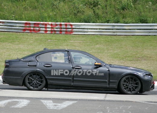 BMW Serie 5: sorpreso durante i test un muletto per il modello 2011 - Fotogallery - 9
