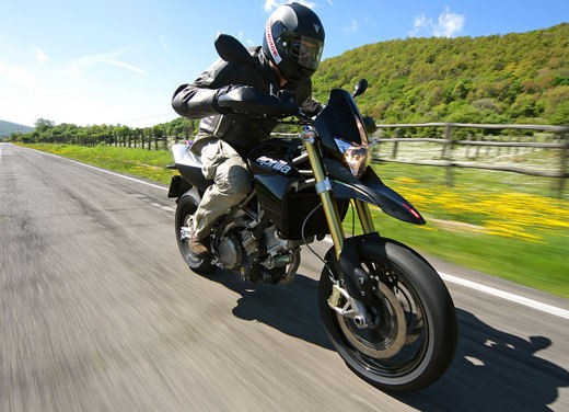 Aprilia SMV 750 Dorsoduro - Long Test Ride - Fotogallery - 1