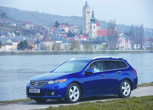 Honda nuova Accord berlina e Tourer – Test Drive - Fotogallery - 16