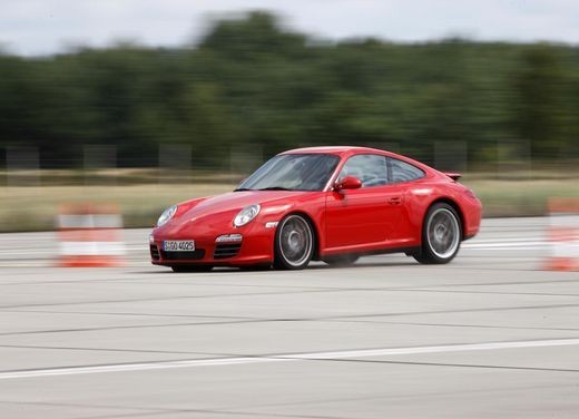 Porsche 911 Carrera 4 e 4S - Test Drive - Fotogallery - 3