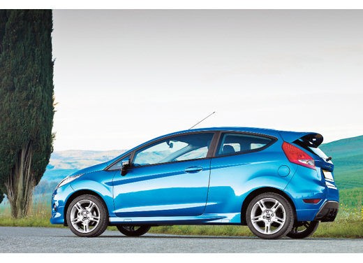Ford Fiesta 2011, motori Euro5  ed ESP di serie su tutta la gamma - Fotogallery - 4