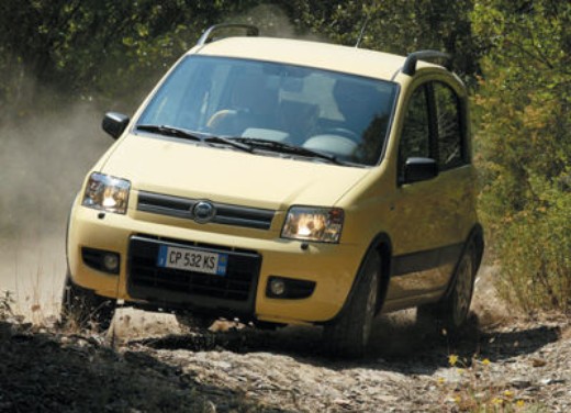 Fiat Panda 4x4 provata su strada e soprattutto fuoristrada con agilità e divertimento - Fotogallery - 2