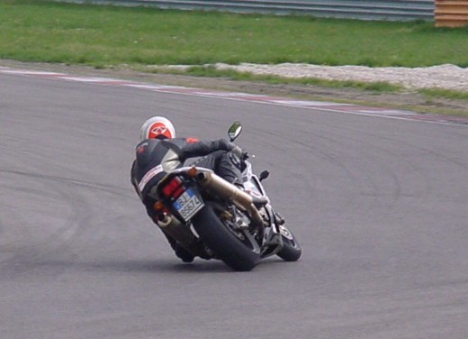 Honda VTR 1000 SP-2: Test Ride - Fotogallery - 3