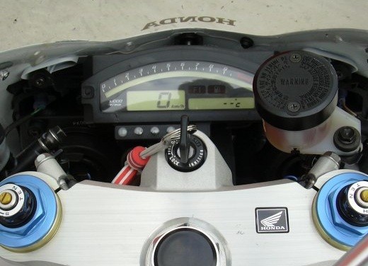 Honda VTR 1000 SP-2: Test Ride - Fotogallery - 7