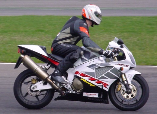 Honda VTR 1000 SP-2: Test Ride - Fotogallery - 8