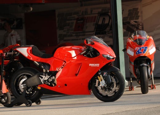 Ducati 989 R Desmofighter - Fotogallery - 9
