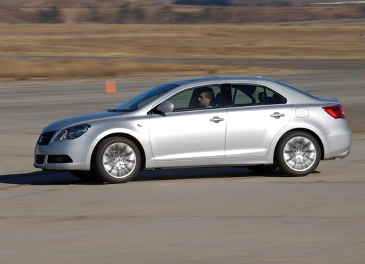 Suzuki Kizashi - Fotogallery - 9