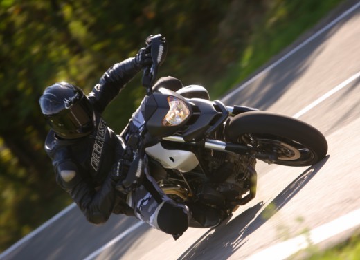 Ducati Hypermotard 796 - Test Ride - Fotogallery - 12