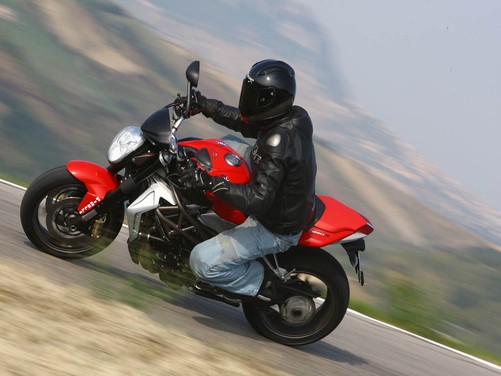 MV Agusta Brutale 990R - Long Test Ride - Fotogallery - 7