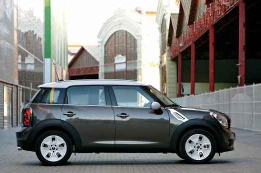 Mini Countryman Coupè anticipata da un rendering - Fotogallery - 9