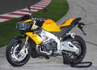 Aprilia Tuono V4R APRC provata sul circuito e sulle strade di Valencia