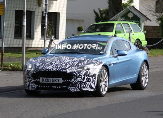 Aston Martin Rapide: prime immagini spia del nuovo design - Fotogallery - 1